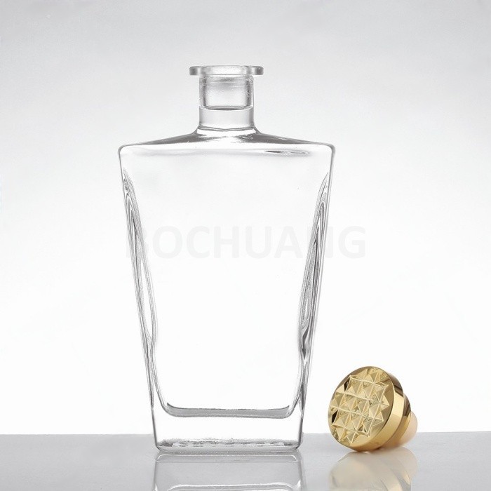 700ml Clear Whiskey Glass Bottle factory