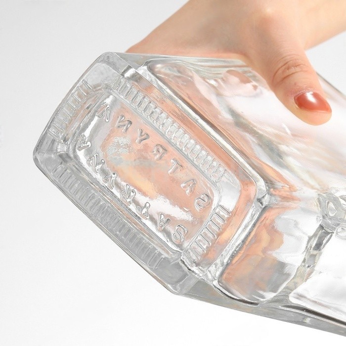 700ml Clear Whiskey Glass Bottle high quality